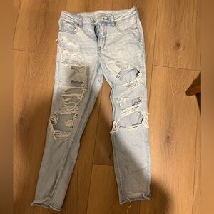 AE ripped mom jeans size 6